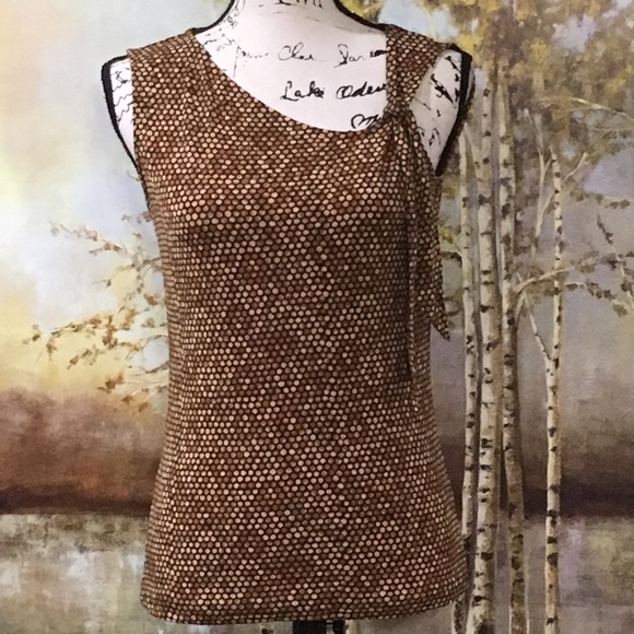 attention Tops - ‼️SOLD‼️ EUC ATTENTION Tie Neckline Top